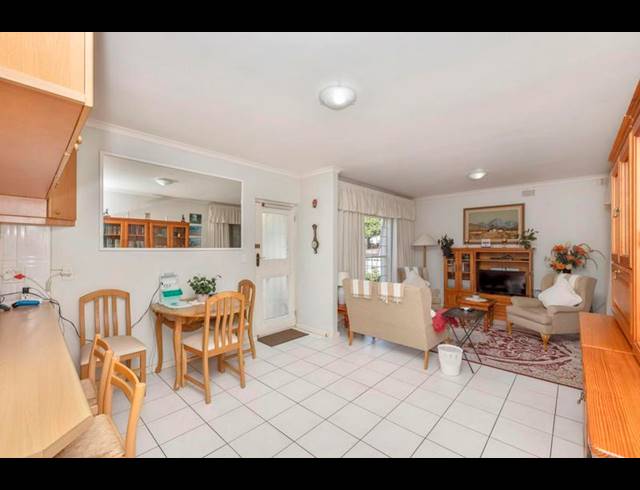 4 BEDROOM HOUSE FOR SALE IN WEST BEACH